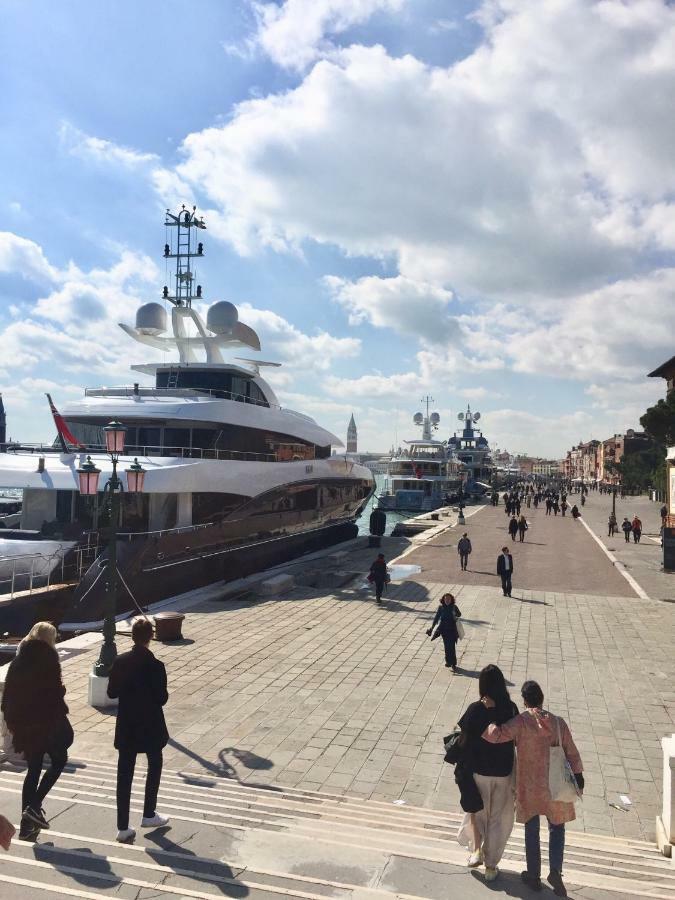 Monolocale La Corte Biennale البندقية المظهر الخارجي الصورة